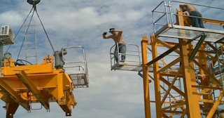 Демонтаж башенного крана в Новороссийске - услуги по демонтажу от Сварной-Нвр от 1549 руб.