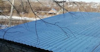 Демонтаж поликарбоната с крыши в Новороссийске - услуги по доступной цене от 620 рублей